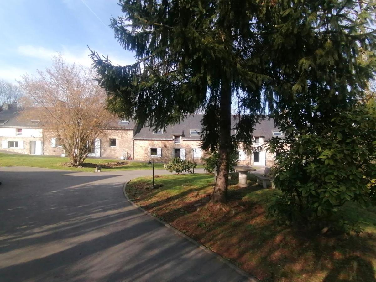Les Gites De L'Etang De La Foret Brandivy 외부 사진